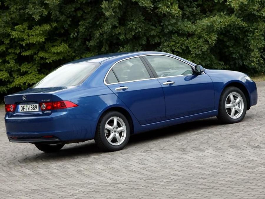  Honda Accord Sedan 2003 года  (фото 9 из 33)